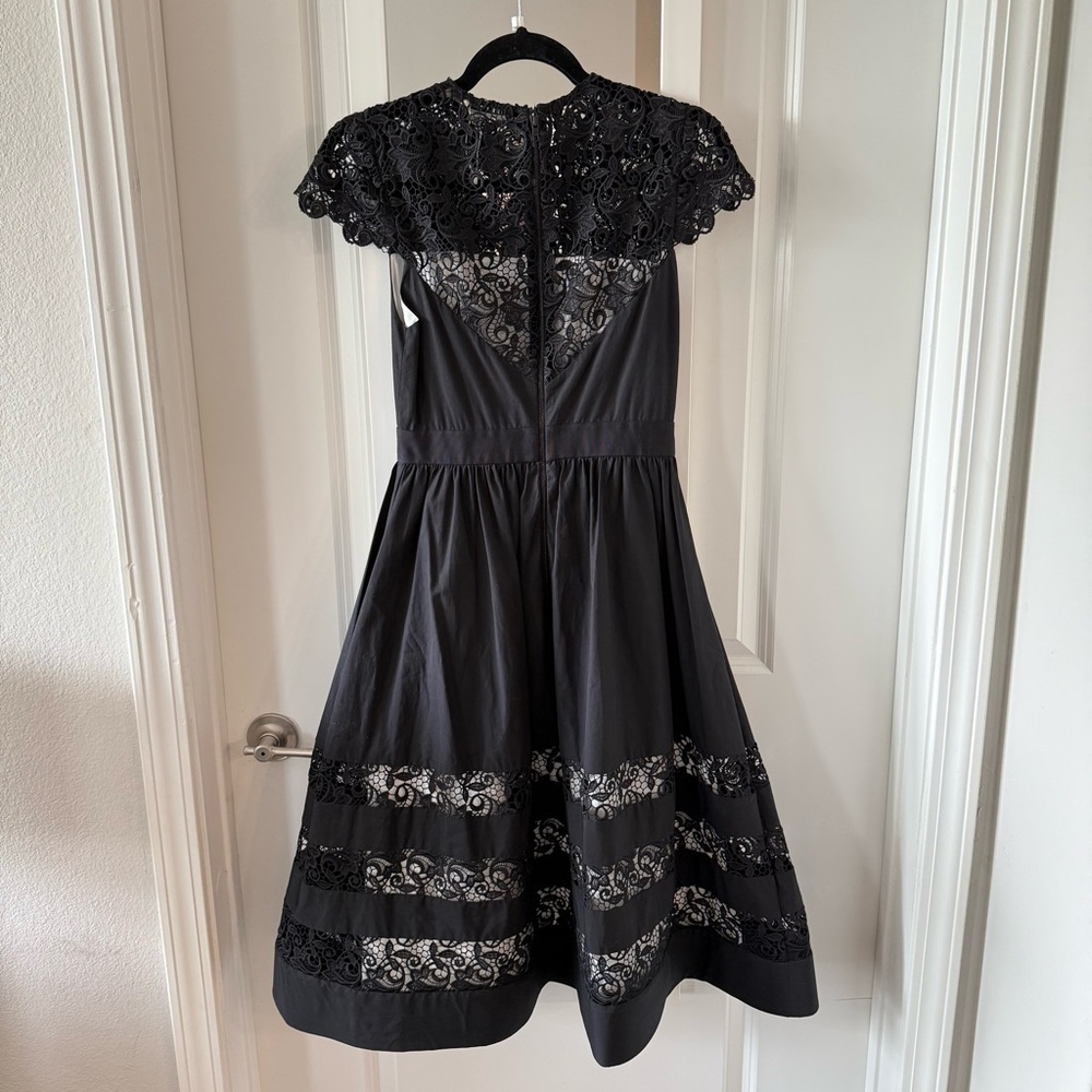 Alice + Olivia Mallie Lace Dress Size 2 - Picture 7 of 9